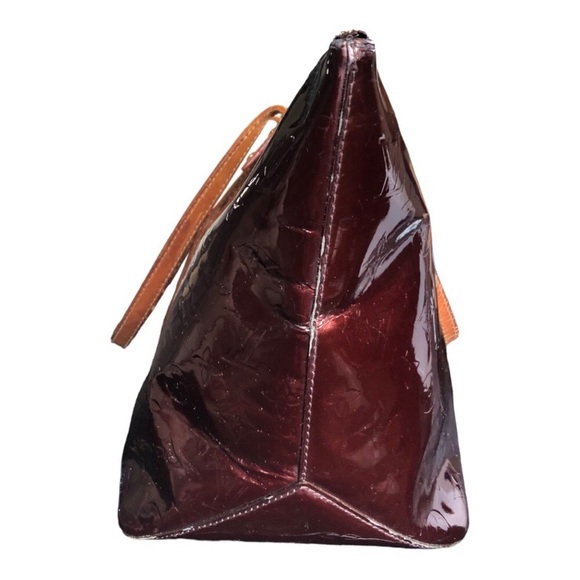 Louis Vuitton Bellevue GM Tote - Picture 4 of 12